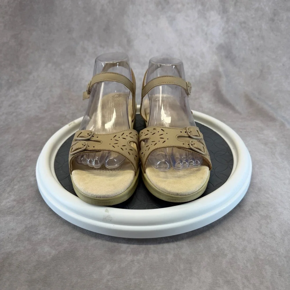 SAS Tripad Comfort Sandals Women 9.5 N Tan Leather Laser Cut Strappy Wedge
